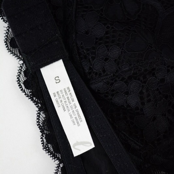 NEW Black Lace Scallop Halter Top Bralette - Picture 3 of 3